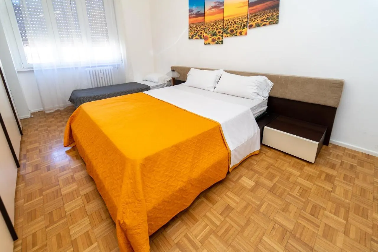 Central Maya Apartment Mailand 0*,  Italien