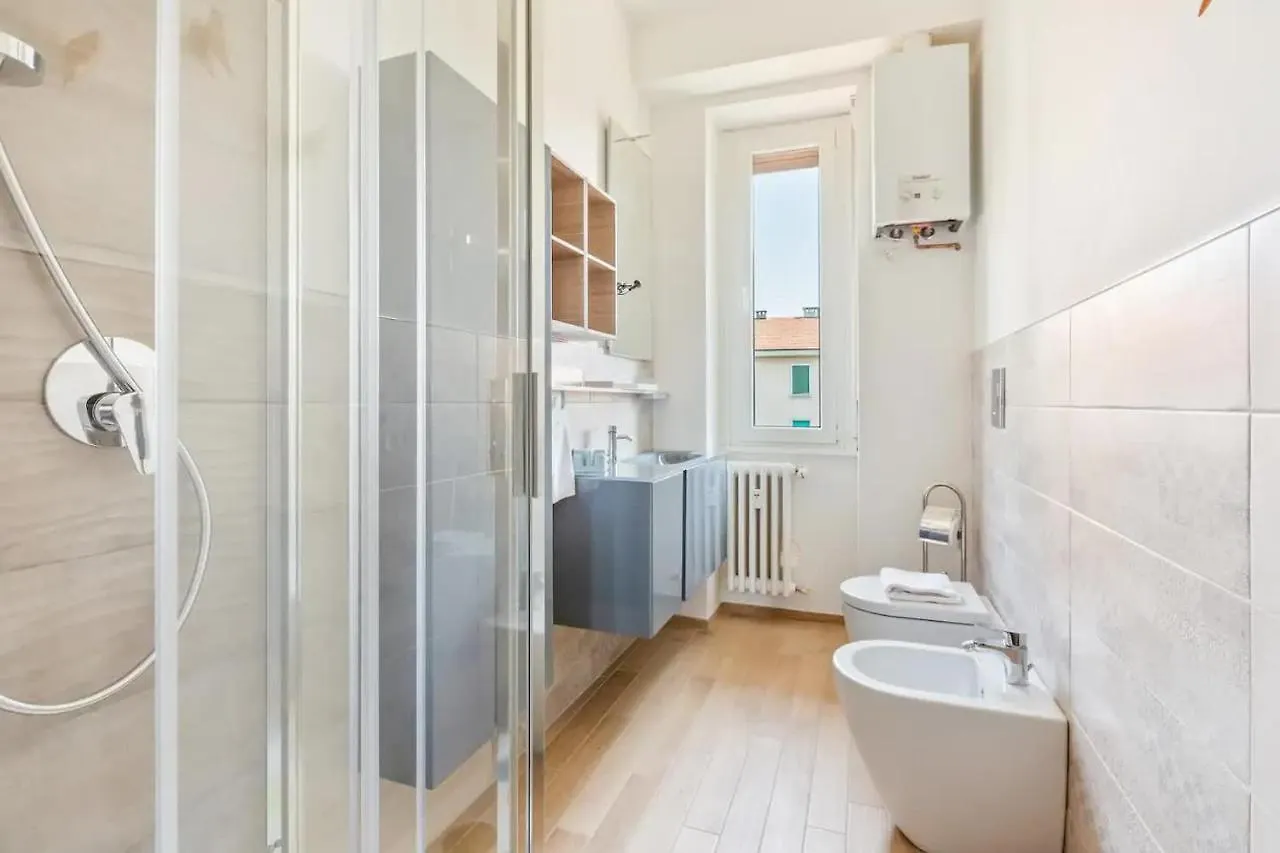 Central Maya Apartment Milan