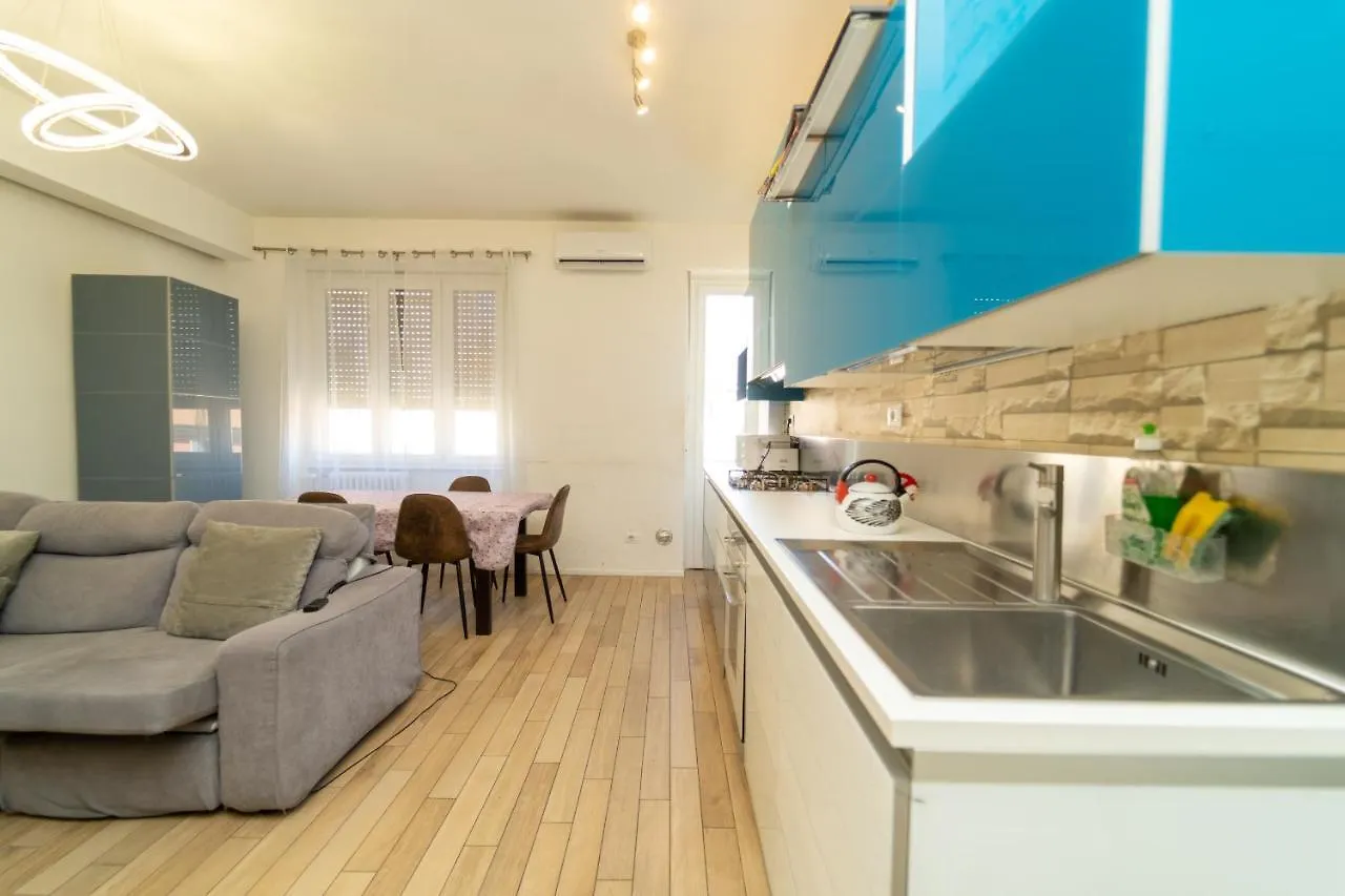 Central Maya Apartment Milan Italie